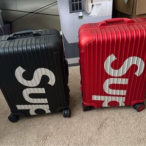 🆂🅾🅻🅳 Supreme x rimowa- 45L / Black & Red